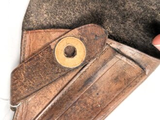 Pistolentasche, vermutlich ziviles Modell, Deckelbreite 11cm, Gesamthöhe 15,5cm