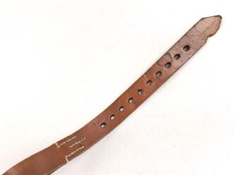 Trageriemen / Verbindungsriemen  Wehrmacht, ungeschwärztes Leder Breite 2,4cm, Gesamtlänge 64cm
