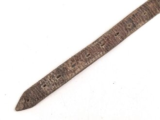 Schnallriemen  Wehrmacht, ungeschwärztes Leder Breite 1,9cm, Gesamtlänge 33cm