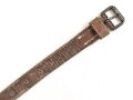 Schnallriemen  Wehrmacht, ungeschwärztes Leder Breite 1,9cm, Gesamtlänge 33cm