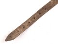 Schnallriemen  Wehrmacht, ungeschwärztes Leder Breite 1,9cm, Gesamtlänge 33cm
