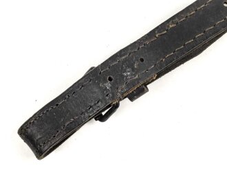 Schnallriemen  Wehrmacht, geschwärztes Leder Breite3cm, Gesamtlänge wie fotografiert 38cm
