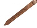 Schnallriemen  Wehrmacht, ungeschwärztes Leder Breite knapp 2cm, Gesamtlänge 31cm