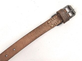Schnallriemen  Wehrmacht, ungeschwärztes Leder...