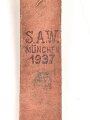 Schnallriemen  Wehrmacht, ungeschwärztes Leder Breite knapp 2cm, Gesamtlänge 29cm, datiert 1937