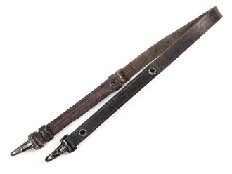Trageriemen Wehrmacht ?, geschwärztes Leder Breite 2,2cm, Gesamtlänge 89cm
