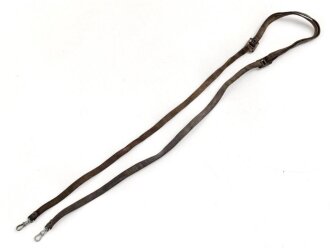 Trageriemen / Fangriemen braunes Leder Breite knapp 1cm, Gesamtlänge 119cm. Zivil ?