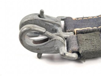 Webleinenriemen Wehrmacht, blau , Breite knapp 2,5cm, Gesamtlänge 95cm