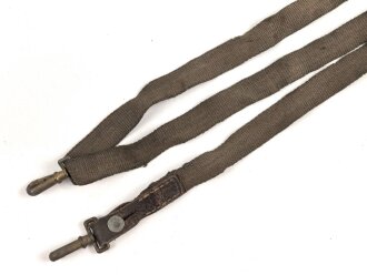 Webleinenriemen aus Wehrmacht Ersatzteilen,  Breite etwa 2cm, Gesamtlänge 110cm