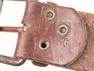 Eindornkoppel dunkelbraunes Leder. Höhe etwa 4,3cm, Gesamtlänge 100cm