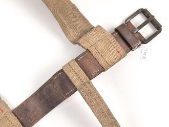 Eindornkoppel mit Schulterriemen und Karabinerhaken. Fernmelder ? Breite des Lederkoppels knapp5cm, Gesamtlänge 112cm