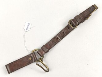 Säbelgehänge braunes Leder mit Messingbeschlägen.