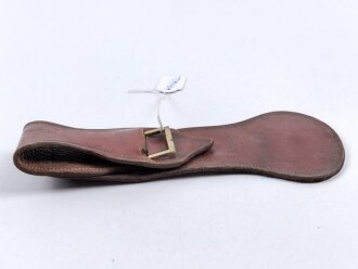 Blankwaffengehänge braunes Leder. Höhe etwa 16cm