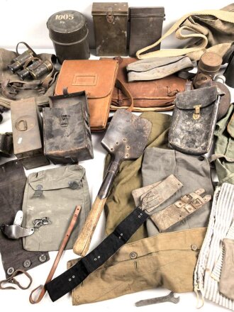 Gewaltiges Konvolut Ausrüstung + aus aller Welt. Sowohl zivil als auch Militärisch. Wiegt verpackt 17kg