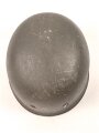 Bundeswehr, Stahlhelm für Fallschirmtruppe. Die Glocke Originallack, das Innenfutter entweder eine bastelei oder ein versuch