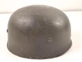 Bundeswehr, Stahlhelm für Fallschirmtruppe. Die Glocke Originallack, das Innenfutter entweder eine bastelei oder ein versuch