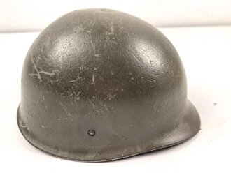 Bundeswehr, Stahlhelm alter Art, Kopfgrösse 55-57, seitliche Delle