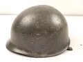 Bundeswehr, Stahlhelm alter Art, Kopfgrösse 55-57, seitliche Delle