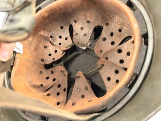 Bundeswehr, Stahlhelm alter Art, Kopfgrösse 55-57, ungereinigtes Stück
