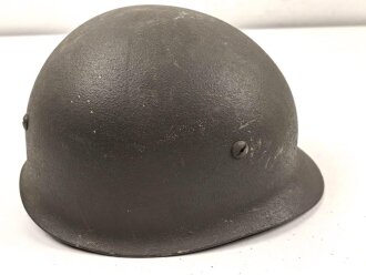 Bundeswehr, Stahlhelm alter Art, Kopfgrösse 55-57, ungereinigtes Stück