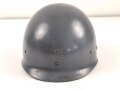 Innenhelm für einen zweiteiligen Stahlhelm nach dem amerikanischen Modell M1. Kunststoff, datiert 1971