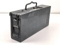 Gurtkasten Wehrmacht aus Aluminium, datiert 1940, neuzeitlich überlackiertes Stück