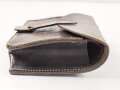 Lederne Patronentasche ? ohne Markierung, Maße etwa 13 x 14 x 4cm
