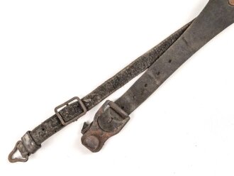 1.Weltkrieg, Trageriemen für einen Tornister, datiert 1918, dann in die Reichswehr übernommen und 1921 nochmals gestempelt
