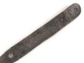 1.Weltkrieg, Trageriemen für einen Tornister, datiert 1917, der eiserne Beschlag unrichtig ergänzt, Niete neuzeitlich