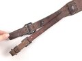 1.Weltkrieg, Trageriemen für einen Tornister, datiert 1915, der eiserne Beschlag unrichtig ergänzt