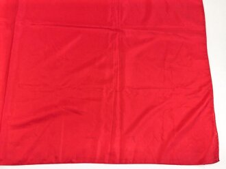 Russland, rote Fahne aus Seide ( Kunstseide ?) Maße etwa 92 x 138cm. gebraucht