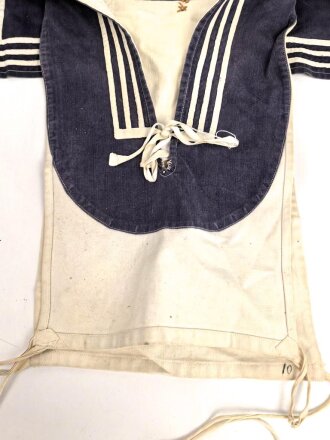 Kriegsmarine Hemdenkragen, so zum blauen Hemd und auf Befehl auch zum Arbeitshemd getragen. Ungereinigtes Stück
