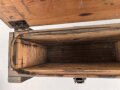 1.Weltkrieg, Transportkasten Holz, sicherlich für Munition. Guter Zustand, Maße etwa 20 x 46 x 40cm