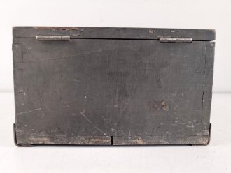 1.Weltkrieg, Transportkasten Holz " Vorratsteile schwere Feldhaubitze 09" Originallack, Maße etwa 24 x 34 x 15cm