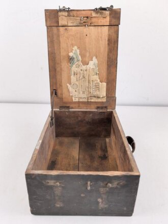 1.Weltkrieg, Transportkasten Holz für Vorratsteile schwere Feldhaubitze 09. Originallack, Maße etwa 24 x 34 x 15cm