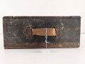 1.Weltkrieg, Transportkasten Holz für Vorratsteile schwere Feldhaubitze 09. Originallack, Maße etwa 24 x 34 x 15cm