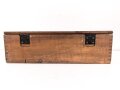 Transportkasten Wehrmacht für 2cm Munition. Innen Packzettel für Gewehr Sprenggranaten von 1944. Maße etwa 67 x 25 x 21cm