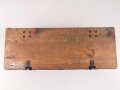 Transportkasten Wehrmacht für 2cm Munition. Innen Packzettel für Gewehr Sprenggranaten von 1944. Maße etwa 67 x 25 x 21cm