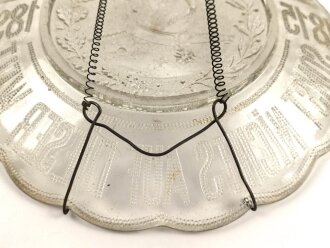 Patriotischer Glasteller "Wir Deutschen fürchten Gott, sonst nichts auf dieser Welt 1815-1895" Durchmesser 23 cm