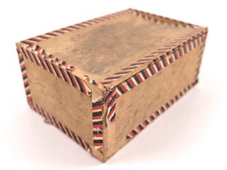 1.Weltkrieg, patriotische Zigarrenverpackung " Eisernes Kreuz" Maße etwa 12,5 x 18 x 8cm, ungereinigt