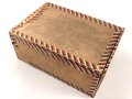 1.Weltkrieg, patriotische Zigarrenverpackung " Eisernes Kreuz" Maße etwa 12,5 x 18 x 8cm, ungereinigt