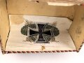 1.Weltkrieg, patriotische Zigarrenverpackung " Eisernes Kreuz" Maße etwa 12,5 x 18 x 8cm, ungereinigt