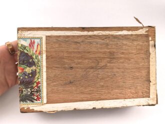 1.Weltkrieg, patriotische Zigarrenverpackung " Deutsche Flotte" Maße etwa 13 x 22 x 6cm, ungereinigt