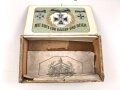 1.Weltkrieg, patriotische Zigarrenverpackung " Eisernes Kreuz" Maße etwa 12 x 21 x 5,5cm, ungereinigt, Boden defekt