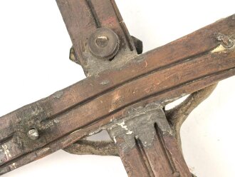 1.Weltkrieg, patriotisches, christliches Kreuz aus Granatführungsbändern und Infanteriegeschossen. Gesamthöhe 24cm