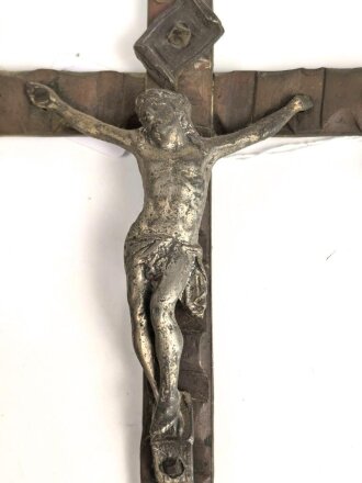 1.Weltkrieg, patriotisches, christliches Kreuz aus Granatführungsbändern und Infanteriegeschossen. Gesamthöhe 24cm