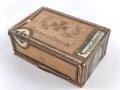 1.Weltkrieg, patriotische Zigarrenverpackung " General v. Emmich" Maße etwa 12 x 18 x 7cm. defekt, ungereinigt
