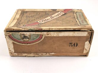 1.Weltkrieg, patriotische Zigarrenverpackung " Prinz Heinrich" Maße etwa 12 x 19 x 8cm. defekt, ungereinigt