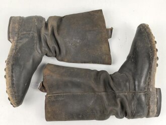 Paar Stiefel Mannschaftsstiefel mit Holzsohle,...