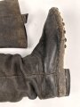 Paar Stiefel Mannschaftsstiefel mit Holzsohle, höchstwahrseinlich aus der zeit des 1. Weltkrieg. Ungereinigt, Sohlenlänge knapp 31cm